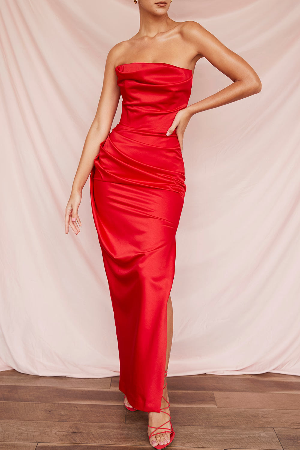 The Adrienne - Scarlet